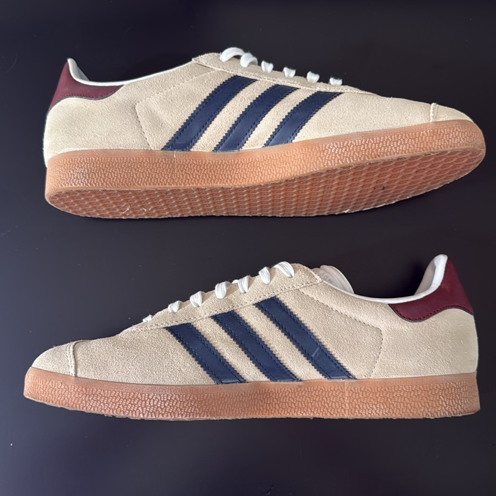 Adidas Cream and Navy Classic Sneakers - Picture 10 of 13